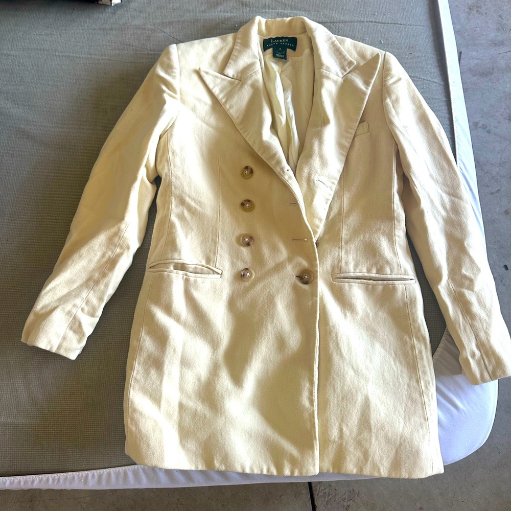 Lauren, Ralph Lauren 100% wool blazer size 6 cream
